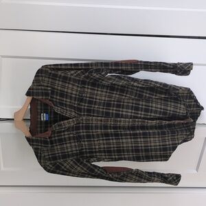 Kavu flannel with corduroy accents on elbows and collar